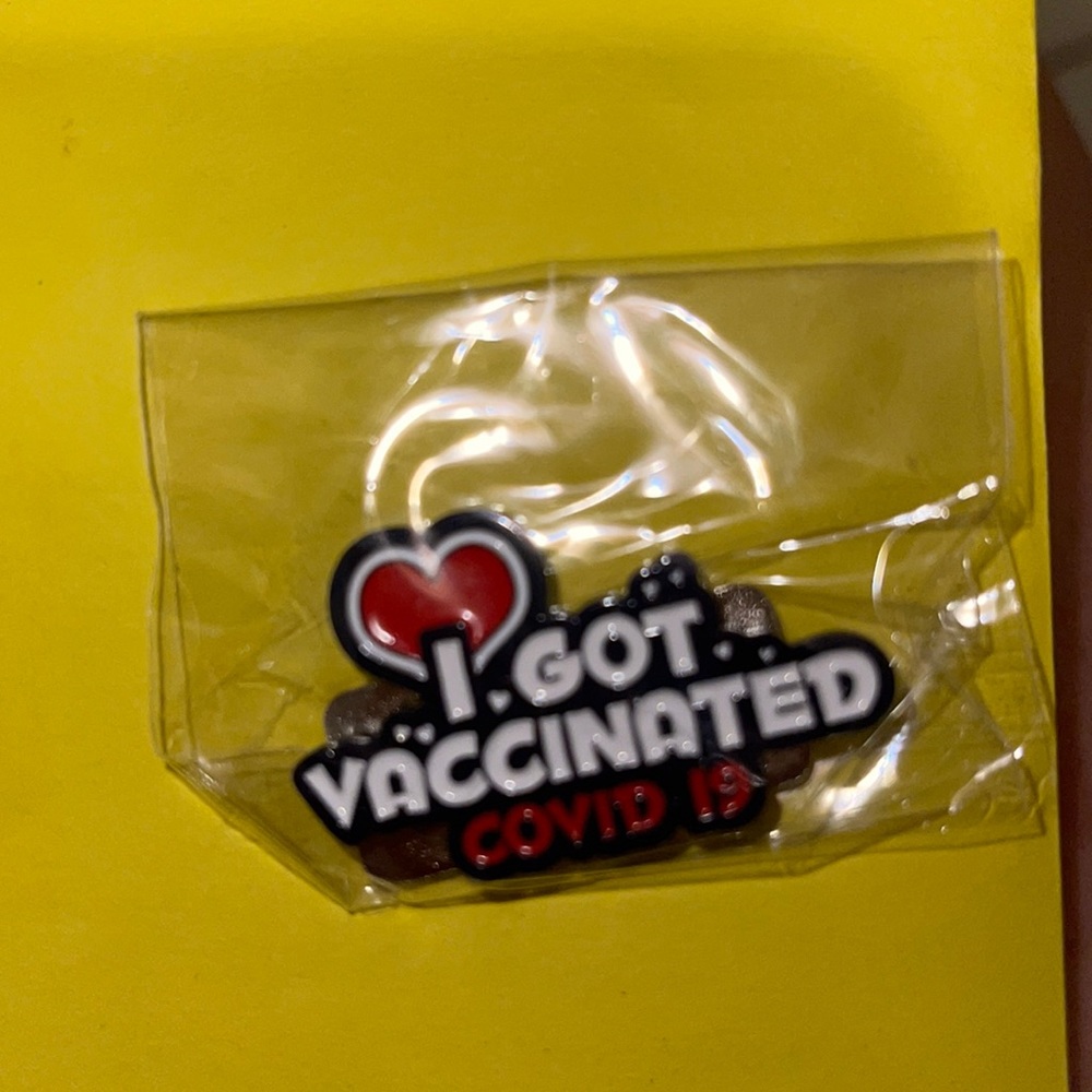 Beautiful magnet covid vaccine 💉